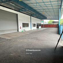 Lunas Taman Makmur Industrial Area (Factory/Warehouse) For Rent!