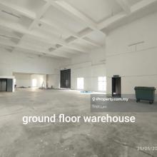 2.5-storey Semi-D Factory in Seri Kembangan for Rent