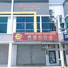 Double storey shop in tanjung kling,melaka