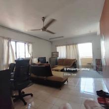 With Strata title/High Floor/Non Bumi/Partly Furnished/Well Kept Unit