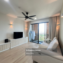 Aratre corner unit high floor fully furnished beside lrt