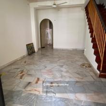 Double storey house in Taman Selayang Jaya for Rent