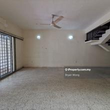 Terrace house for Sale
