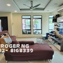 Tip-top Condition Semi-D 