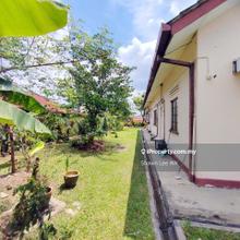 Strategic Commercial Bungalow in Prime PJ Location