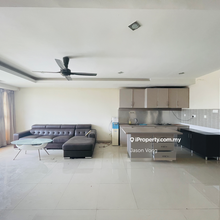 Saujana Specialist - high floor, well maintain semi furnished.
