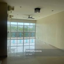 Middle floor with Nice unblock view 