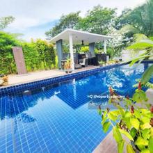 Renovated 2-Sty Bungalow with Swimming Pool