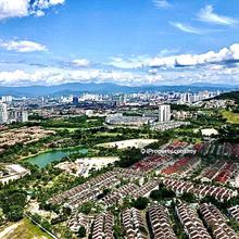 One Of The Highest Floors With The Coveted Long Balcony And Lake View