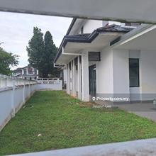 Corner Privacy Nice 