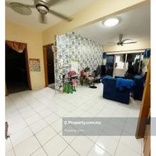 Lily & Jasmine, Tampoi Indah, 3 bedrooms, partial furnished, gng