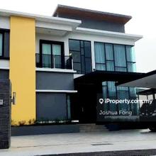 Bungalow house for Sale in Puchong 