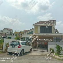 Below Market Value, Auction Price 885 K