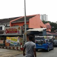 Endlot Shop with extra land for sales