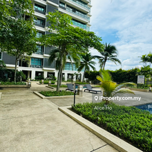 Condominium like hotel style, walking distance to 2 mall