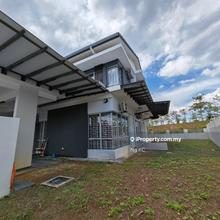 47x75 Spacious With Extra Land, Renovated Superlink House For Sale