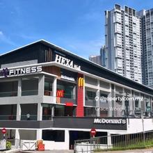 Hexa Walk , Desa Petaling New Retail Shop