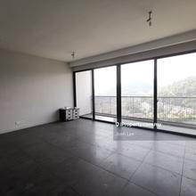 Type D, Biggest Unit, Facing Mountain View, Untenanted Unit