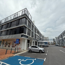 For Rent  3 Storey Corner Shophouse Northbank