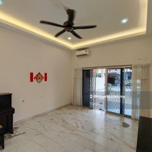 Freehold single storey house for sale in ujong pasir