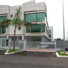 Semi-D factory for Rent