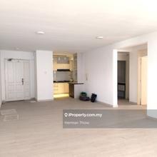 Mont Kiara Pines, 3 Rooms, Sale rm 715k, next to 1 Mont Kiara