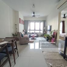 Park View 2 Bedrooms Unit For Sale