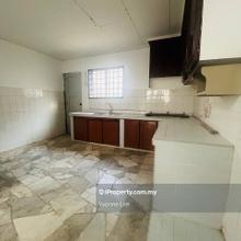 Taman Desa cemerlang, Double storey for rent, Basic fitting