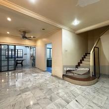 2.5 Storey Intermediate Linkhouse @ Bandar Sri Damansara 
