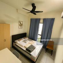Room for rent at Majestic Maxim fully furnished