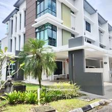 Aurora Height - 3 Storey Terrace Corner house 