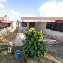Nice House In Bedong, Kedah (With Extra Land)