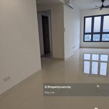 Lakefront Residence in PJ Area