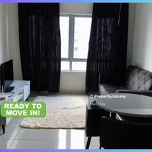 Spacious Unit With Fully Furnish Unit Suit For Family & Student