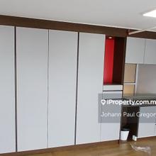 Pinnacle PJ near MRT station