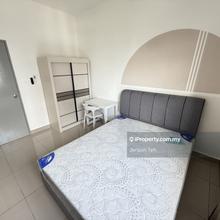 1 Month Deposit! Fully Furnished Medium Room, Ready to Move In!