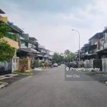 Quartz villa mahkota cheras for rent 