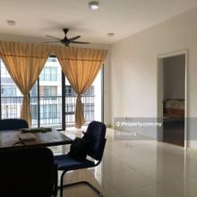 Corner unit, walking distance to LRT