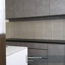 Suria Putra condo @ Sungai buloh for sale!
