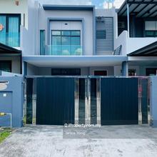 Very Good Condition,Convenient Location