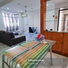 Subang court 9 ,1008sf 3r 2b rooms laminated flr..