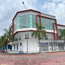 Metro Park Corner Shop for Rent. Merchant Square, Suriamanbiz