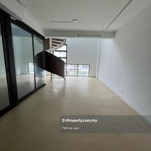 Office in Green, 2 sides Glass