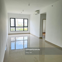 Township Condo, 5min to Grocery, Starbuck, Lakegarden, Petrol Station