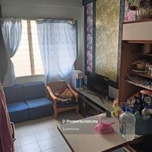 1st Floor Non bumi Seri Ayu Apartment Bandar Putera for sale 