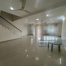 Excellent location, near restaurant, Limited Unit