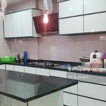 Urgent sale,beautiful renovated,move in immediately, with many extras 