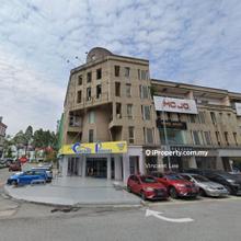 Corner 5sty Shop Lot for Rent at Kota Damansara
