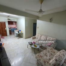 Vista Lavender Apartment For Sale One Car Park Renovated