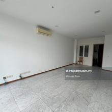 Happy Garden,4.5 Sty superlink,gated guarded, with lift, brand new